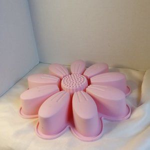 Unbranded Flower cake mould 11x11x3
